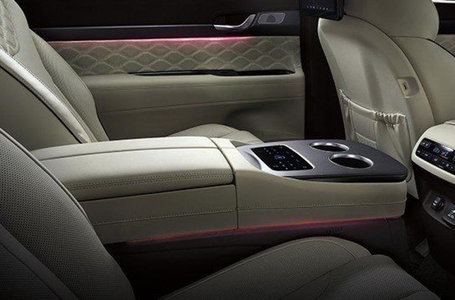 Интерьер Hyundai Palisade Calligraphy 2020 года  (фото 10 из 10)